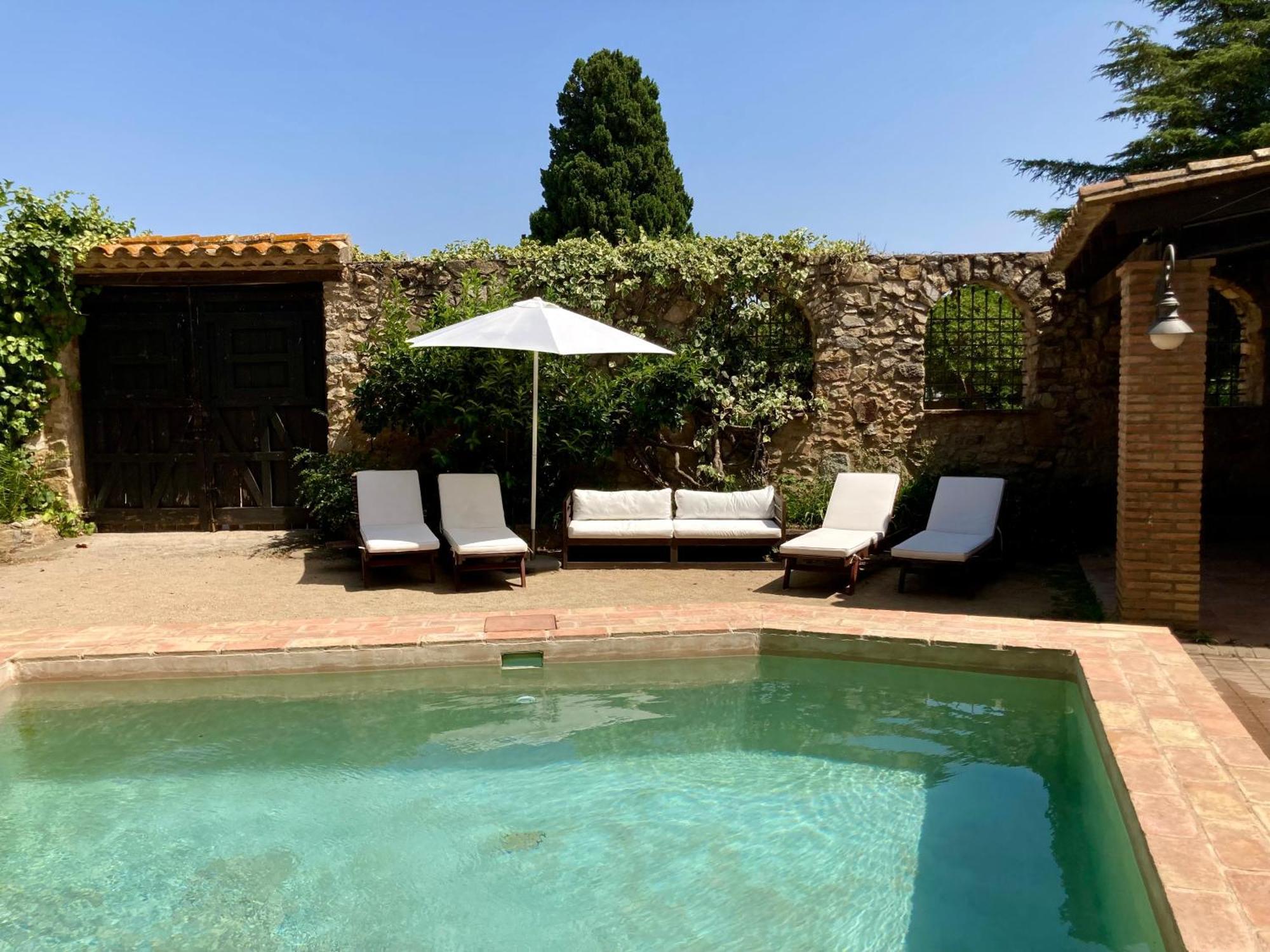 Els Racons Del Fort Castle In Wine Territory Capmany Exterior photo